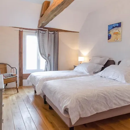 Le Clos Des Berdins Holiday home Saint-Jean-de-Bonneval