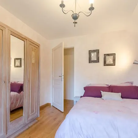 Le Clos Des Berdins 度假居 *